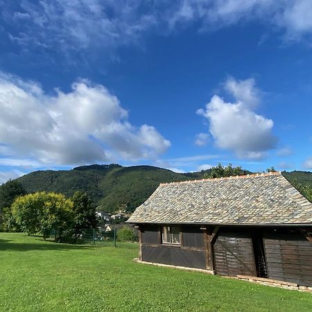 Le Clos St Georges Otel Entraygues-sur-Truyère Dış mekan fotoğraf